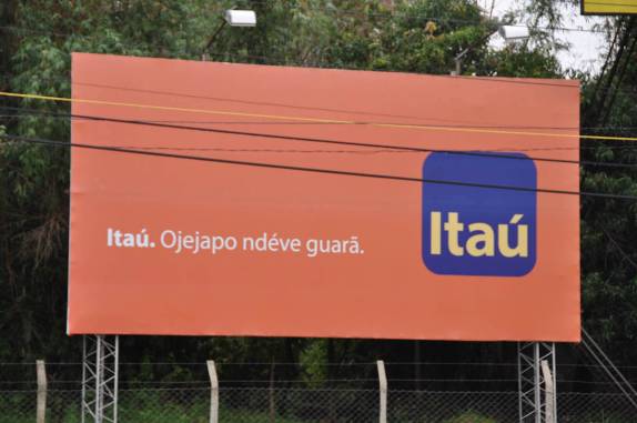 O Itaú sabe falar guarani! (em Asunción - Paraguai)